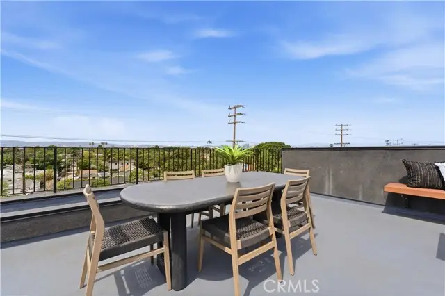 11702 Charnock Road, Los Angeles, CA 90066 - #1
