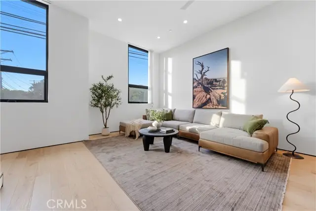 11702 Charnock Road, Los Angeles, CA 90066 - #3