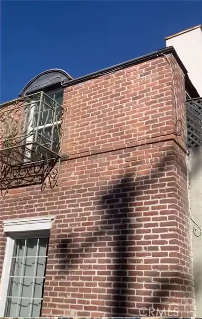 1525 Arrowhead Avenue, San Bernardino, CA 92405