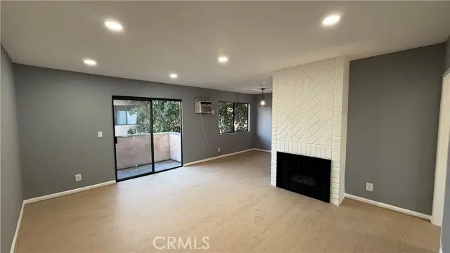 9054 Willis Ave #21, Panorama City, CA 91402 - #2