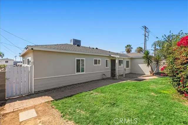 2990 Avalon, Riverside, CA 92509 - #3