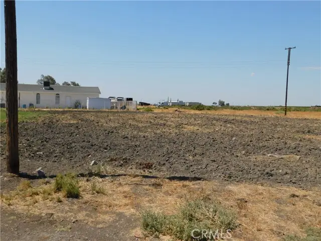 21477 Reynolds Avenue, Dos Palos, CA 93620 - Image #2