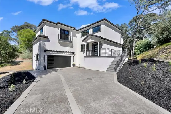 805 Lode Court, Valley Springs, CA 95252