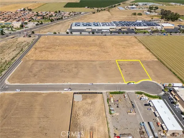 251 Commerce, Los Banos, CA 93635 - #1