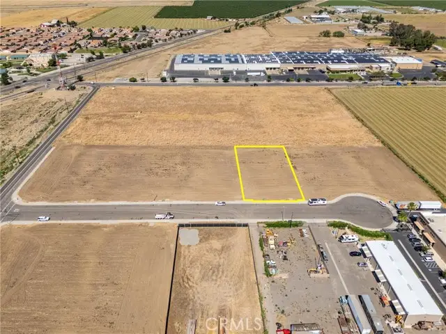 239 Commerce, Los Banos, CA 93635 - #1