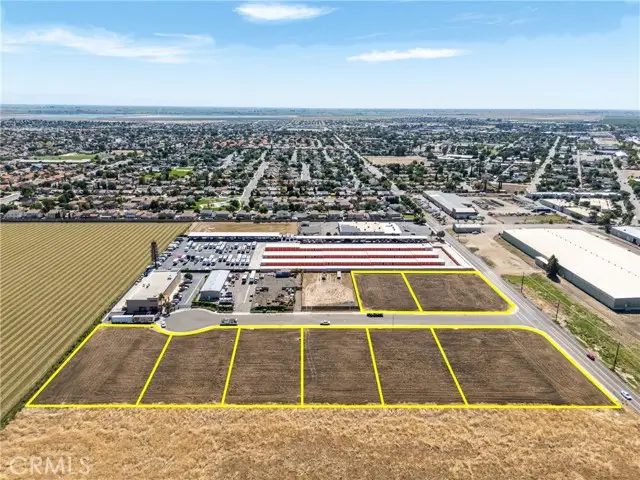 239 Commerce, Los Banos, CA 93635 - #2