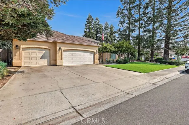 1755 Tuolumne, Turlock, CA 95382 - #3