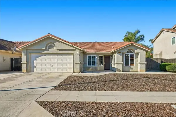 988 Monterey, Madera, CA 93637