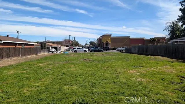 1114 Sierra, Madera, CA 93638 - #1