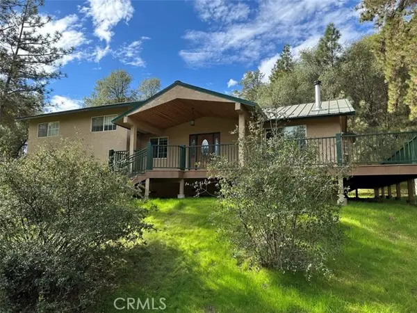 4965 Peak View Road, Mariposa, CA 95338