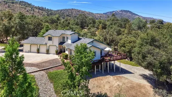 38393 Crestview Lane, Oakhurst, CA 93644