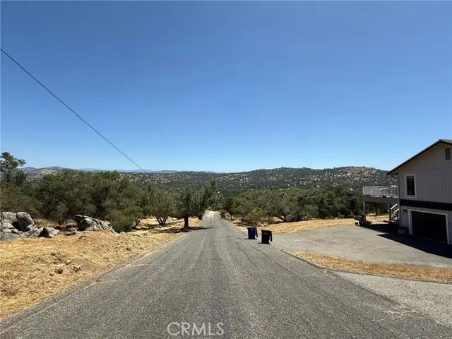 1 Wild Horse Way, Coarsegold, CA 93614 - Image #2