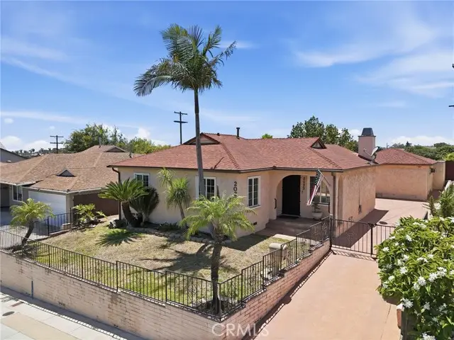 2020 Crenshaw, San Diego, CA 92105 - #3