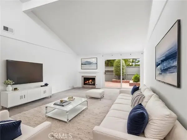 19586 Seagull Lane, Huntington Beach, CA 92648
