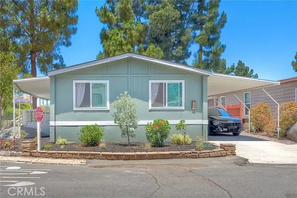 1751 CITRACADO Parkway  #Spc 293, Escondido, CA 92029