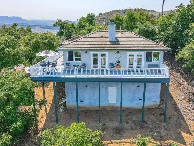 2125 Puerto Del Mundo, Fallbrook, CA 92028 - #2
