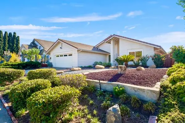 11017 Via Merida, La Mesa, CA 91941