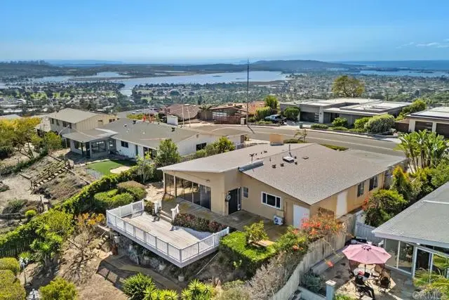 5165 Pacifica Drive, San Diego, CA 92109 - Image #3