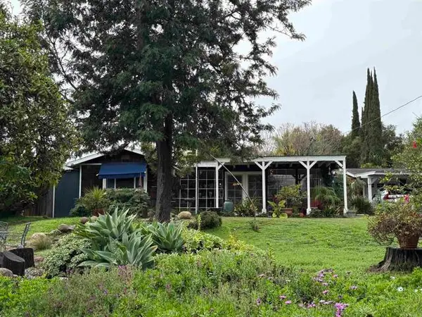 145 Barhaven Lane, Fallbrook, CA 92028