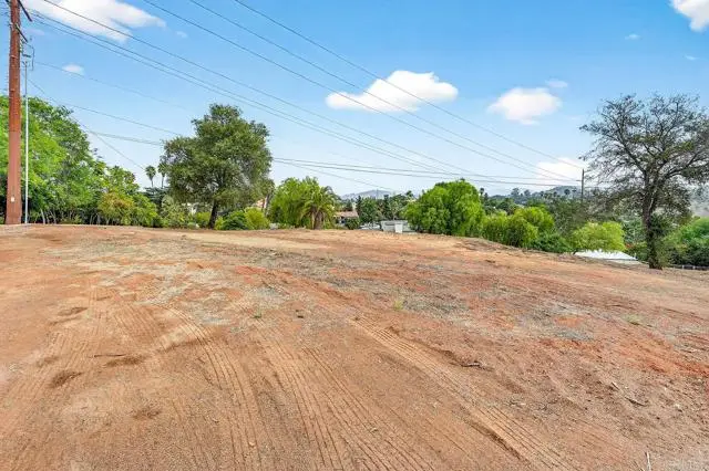 2147 Sunset Drive, Escondido, CA 92025 - #3