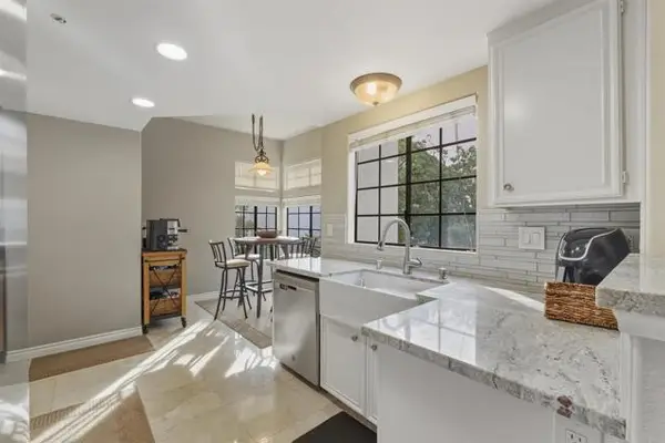 16458 Avenida Venusto  #E, San Diego, CA 92128