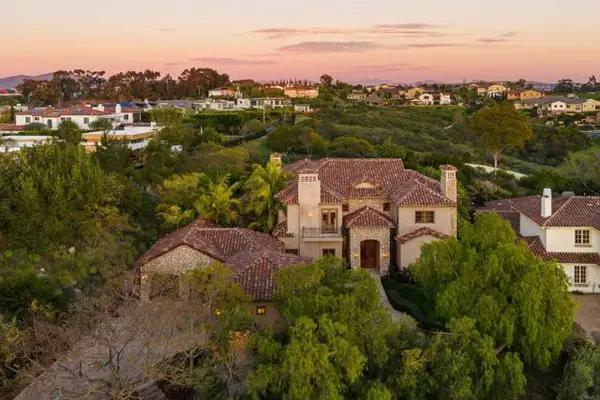 5560 Meadows Del Mar, San Diego, CA 92130