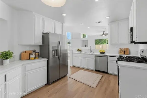 1275 Natoma Way Way  #B, Oceanside, CA 92057