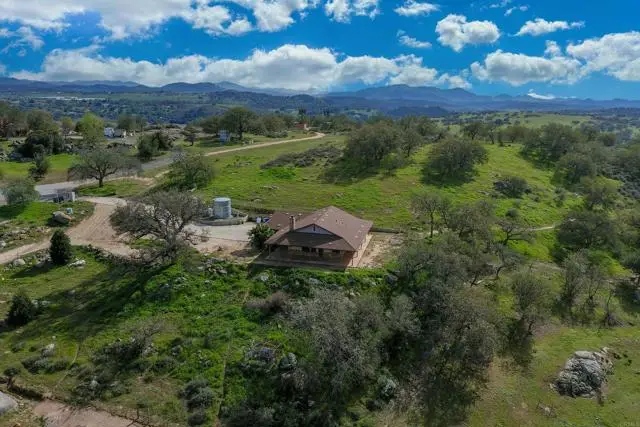 24710 Sutherland Drive, Ramona, CA 92065 - #2