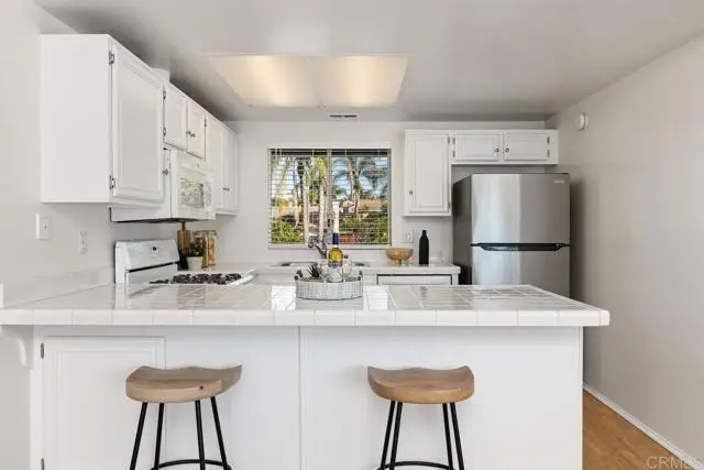 1330 Palomar Place  #7, Vista, CA 92084 - #3