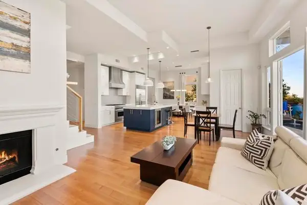 3842 Modena Pl, San Diego, CA 92130