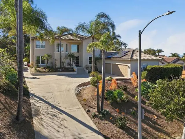 1921 Cresthaven Drive, Vista, CA 92084 - #3