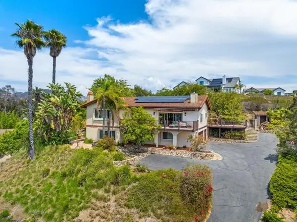 1330 Sugarbush Drive, Vista, CA 92084