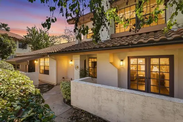 1651 Juniper Street  #206, Escondido, CA 92025