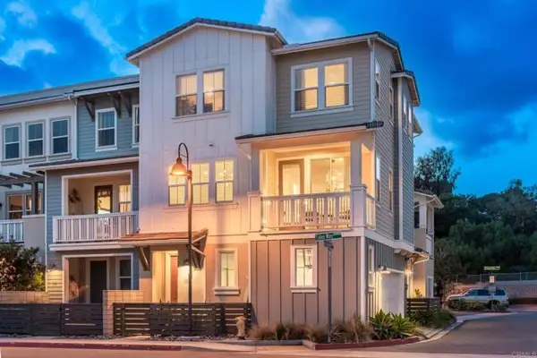 1115 Sea Glass Way, Oceanside, CA 92054