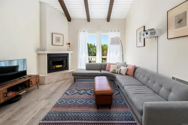 3004 La Costa Avenue  #B, Carlsbad, CA 92009