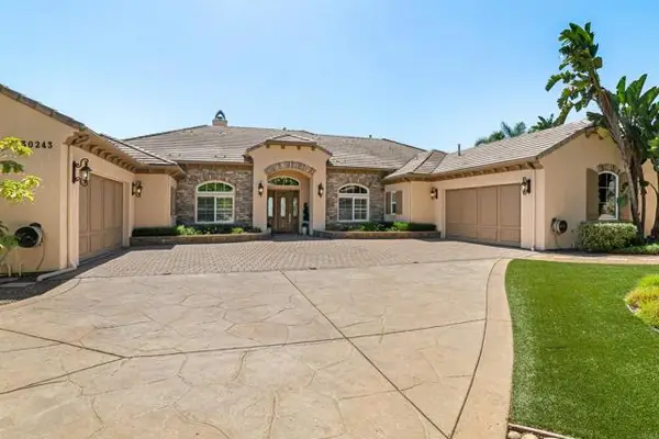 30243 Au Bon Climat Ct, Bonsall, CA 92003