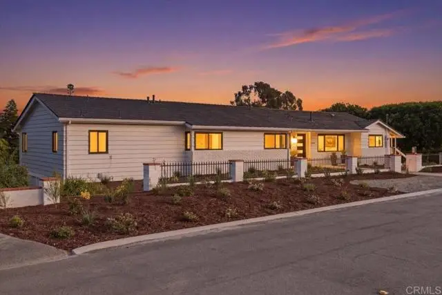 557 Canyon Drive, Solana Beach, CA 92075 - #1