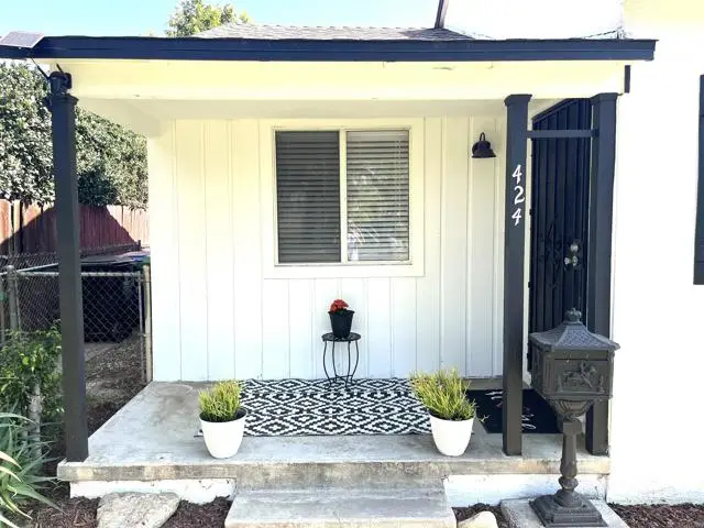 424 N Lazard Street, San Fernando, CA 91340 - #2