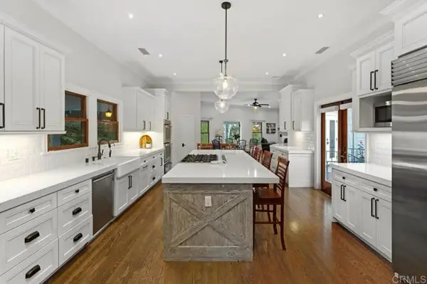 713 Quiet Hills Farm Road, Escondido, CA 92029