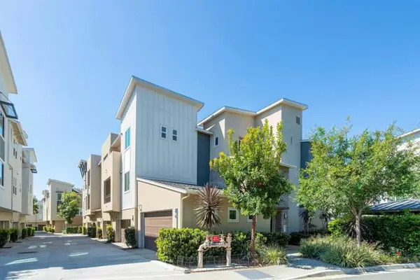 6042 Colt Place  #303, Carlsbad, CA 92009