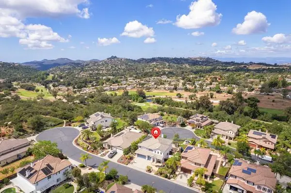 27853 Dogwood Gln, Escondido, CA 92026