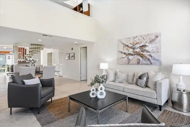 223 Via Osuna, Rancho Santa Fe, CA 92091 - #3