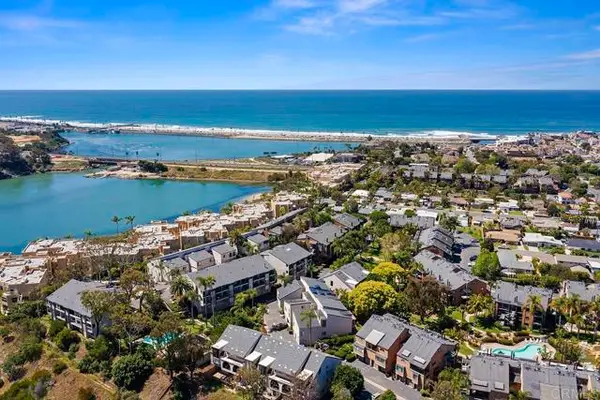 4009 Layang Layang Circle  #J, Carlsbad, CA 92008