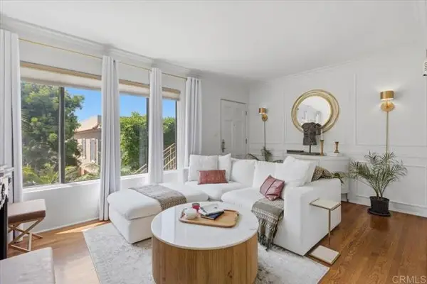 3620 Park Boulevard  #8, San Diego, CA 92103