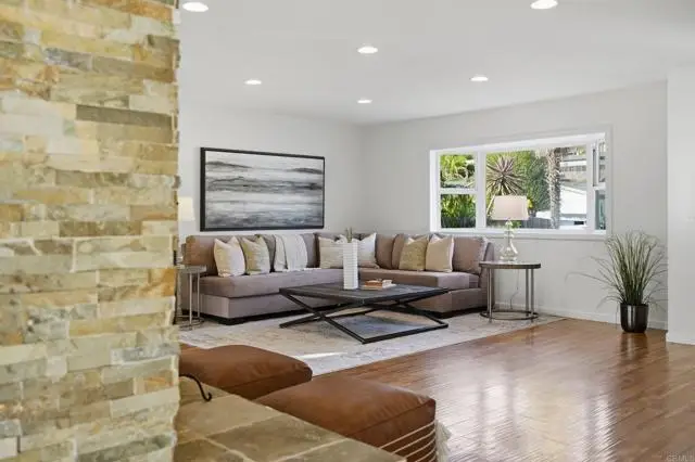 7416 Rowena Street, San Diego, CA 92119 - #3