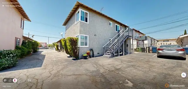 7410 Vineland Avenue, Sun Valley, CA 91352 - #3