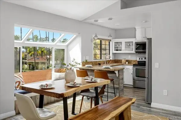 7319 Calle De Fuentes, Carlsbad, CA 92009