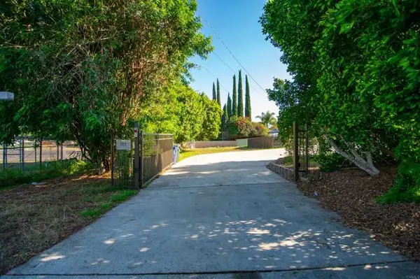 177 Barhaven Lane, Fallbrook, CA 92028