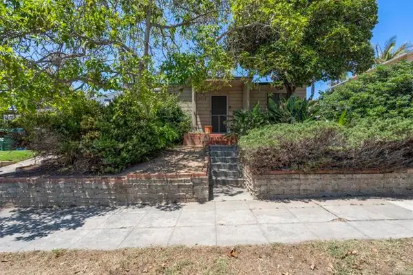 4818 Lamont Street, San Diego, CA 92109