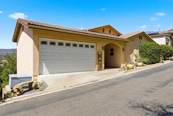 15615 Vista Vicente Drive  #17, Ramona, CA 92065